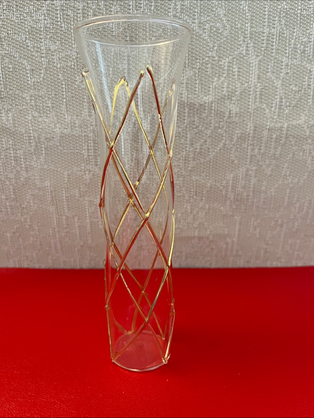 Gold Razzle Dazzle Champagne Flute Pair - Lattice 7”H